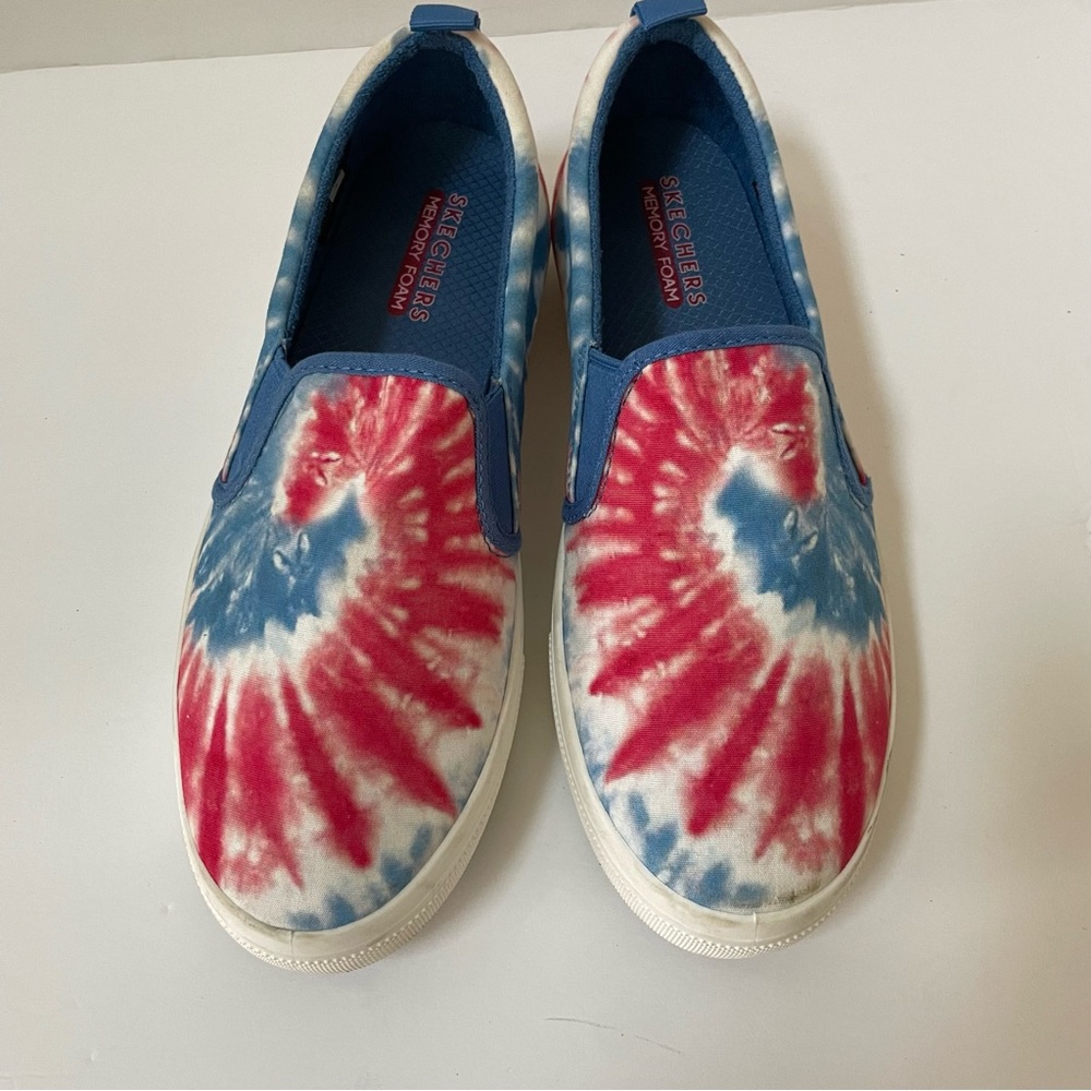 Skechers Poppy Hippy Hype Tie-Dye Slip On Size 9